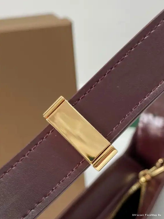 Official FirstBag Ru TB BURBERRY Leather Bag Shoulder 0506
